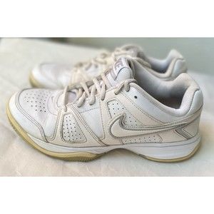 Nike City Court VII Tennis Shoes White 488136-101 Low Top Sneakers Womens 8